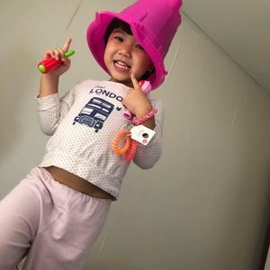 Meet your Posher, Vân